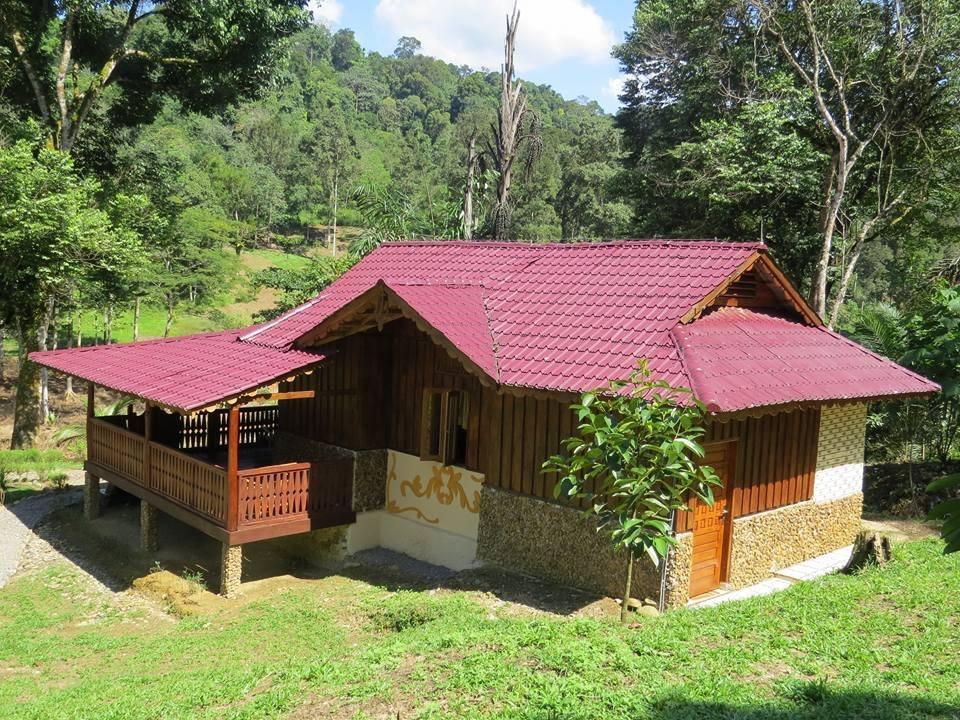Batu Kapal Jungle Houses Hotel Berastagi Luaran gambar